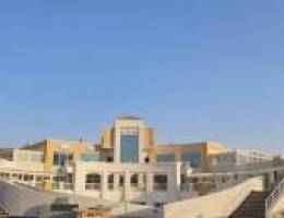  محل جاهز مطعم او مطعم مشطب ارضيات و اضائات و تقسيم المطبخ ٢٧٠ متر 