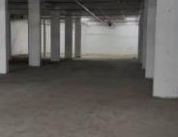  يوجد مخازن في الشويخ من ١٠٠ الي ١٠٠٠ متر 