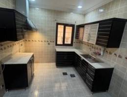  للإيجار شقه تشطيب ديولكس في اشبيليه 