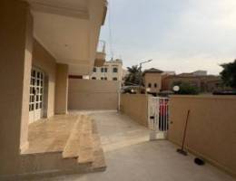  للإيجار دور أرضي في ( الفنيطيس ، سلوى ) 