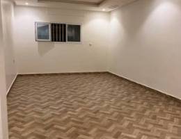  للأجار شقه تشطيب سوبر دولكس الصباحيه بجانب دوار المنقف 