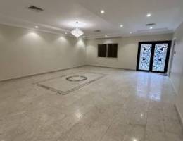  للإيجار دور أرضي في السلام 