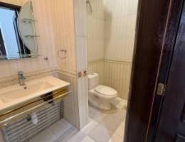  بيت للاجار البدع قريب من البحر 