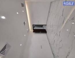  للإيجار دوبلكس راقي في العمرية 