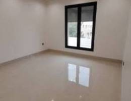  للايجار شقه فى مبارك الكبير ق٧ 