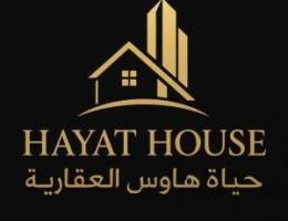  للايجار شقة في الزهراء قطعة ٨ 