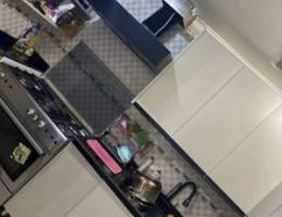  شقة غرفتين وصاله ومطبخ فندقي وحمامين مفروشه 