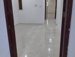  شقة غرفة وصاله و مطبخ وحمام للايجار. قريب مستشفى الحهراء.  تواصل واتس 