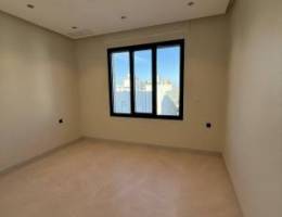  للايجار قسيمة المطلاع N4 دورين ونصف 