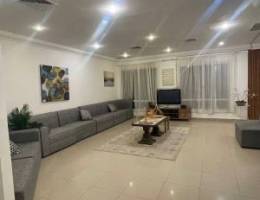  شاليه في الخيران على الخور مباشرة 200 